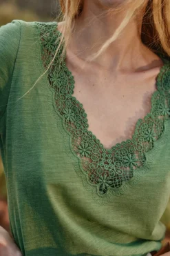 Tops|LA PETITE ÉTOILE T-Shirt Talsmo Kaki